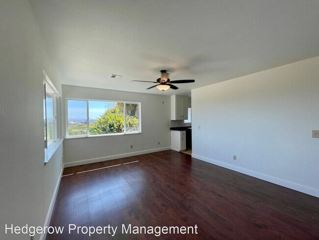 Foto del edificio - 3 br, 3 bath House - 1120 Bayview Avenue