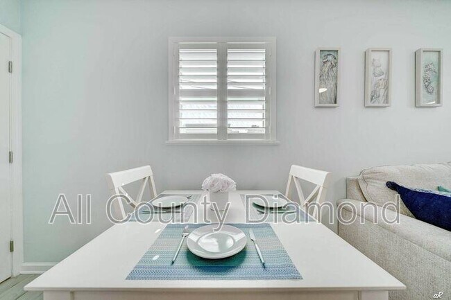 Foto del edificio - 7308 Sunset Ave