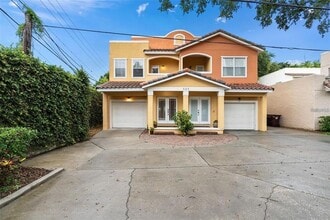 Building Photo - 828 Ellwood Ave