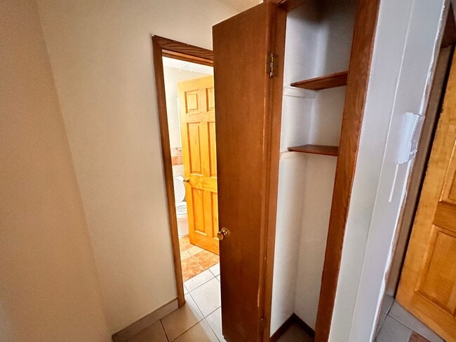 Interior Photo - 1620 Marshall