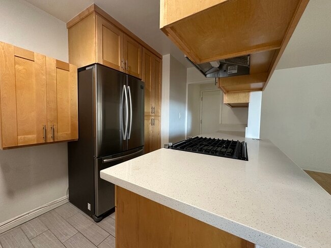 Building Photo - 23 Thornton Ave