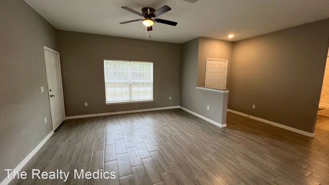 Building Photo - 3 br, 2 bath House - 426 Tuloma Ave SW