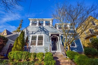 Building Photo - 2613-2615-2615 NE Clackamas St