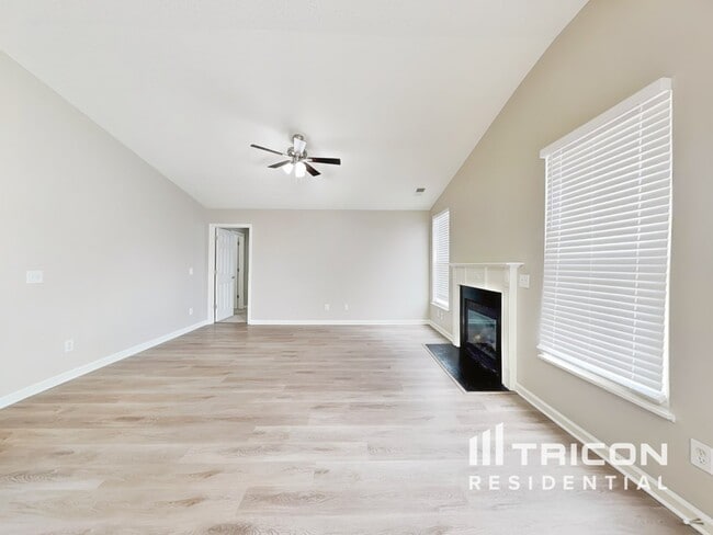 Building Photo - 149 Fox Grove Cir