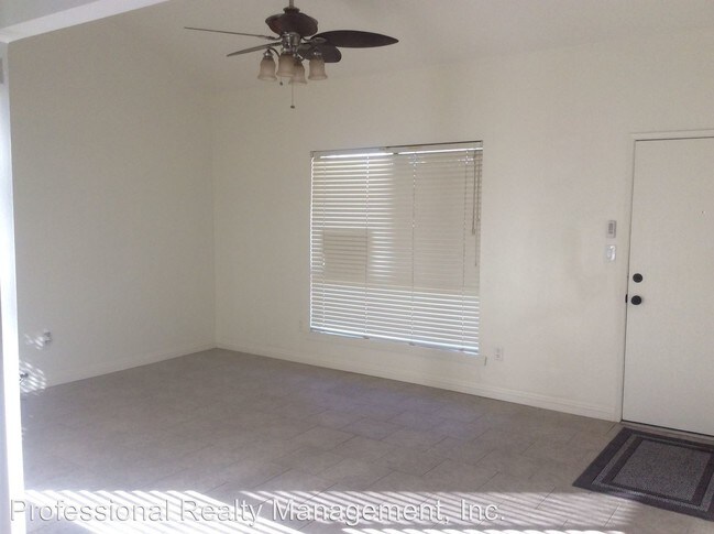 Building Photo - 5909 Almendra Ave