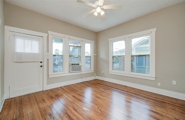 Foto del edificio - 901 Boundary St