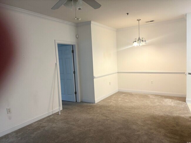 Foto del edificio - 2033 Silvercrest Dr