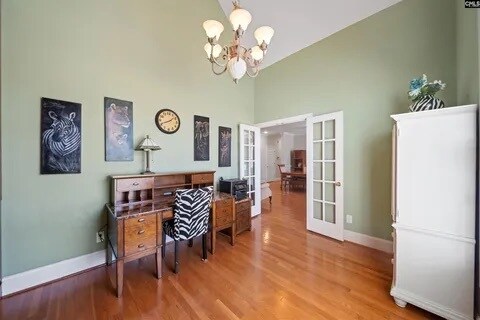 Foto del edificio - 100 Shores Edge Dr