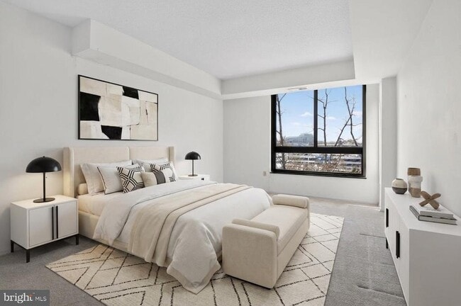 Foto del edificio - 1808 Old Meadow Rd