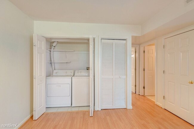 Building Photo - 4 br, 2.5 bath House - 1110 Amber Ridge Road