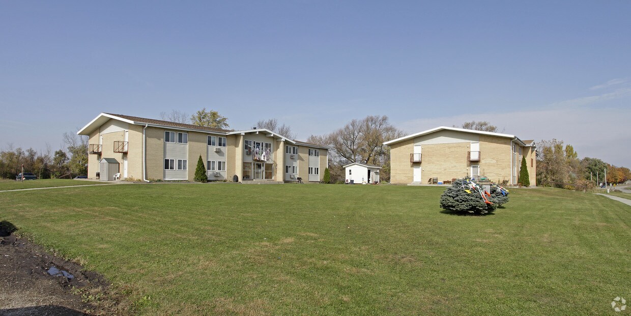 Foto principal - Lakeview Terrace Apartments
