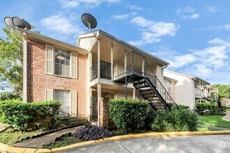 Building Photo - 2800 Jeanetta St