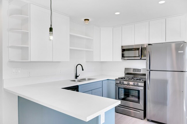 Building Photo - 619 N La Fayette Park Pl