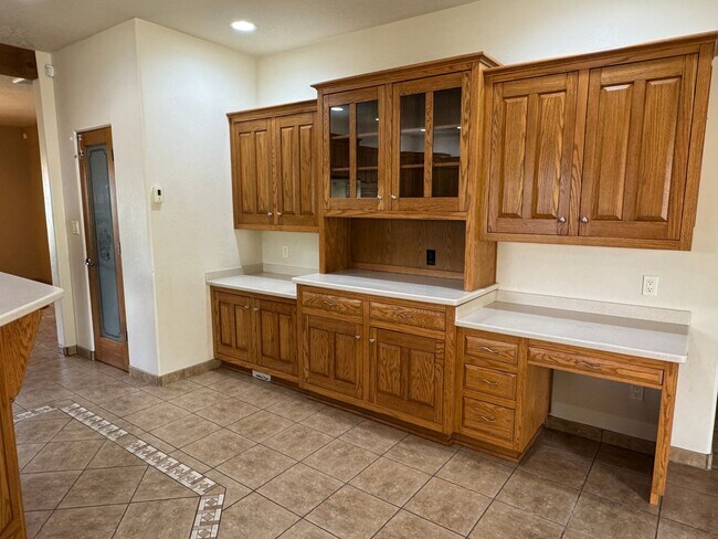 Foto del edificio - 4 Bedroom, 4 Bathroom Home in Sandia Park, NM