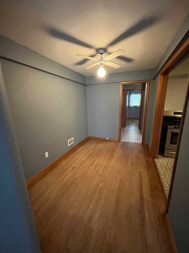 Foto del edificio - 2216 8th Ave