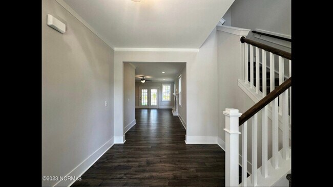 Building Photo - 623 Muscadine Ln