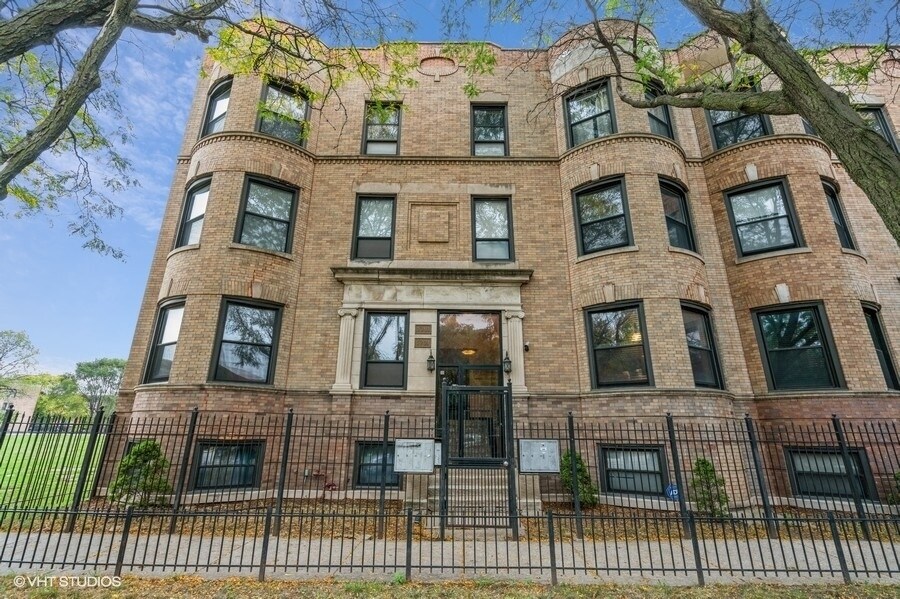 Foto principal - 5201 S Indiana Ave