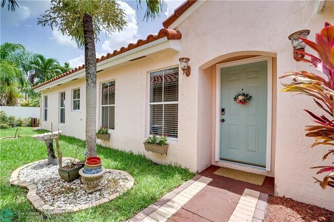 Foto del edificio - 18424 NW 21st St