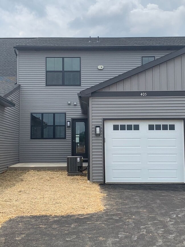 Foto del edificio - Modern 2-Story Townhome in Legacy Park