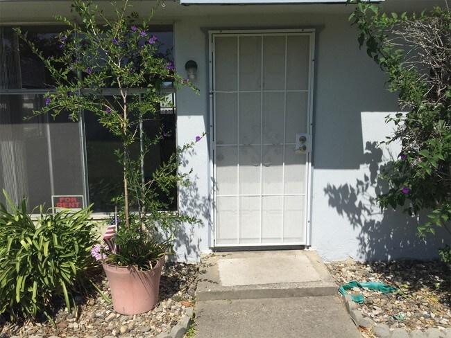 Foto del edificio - 409 W Hickory Ave