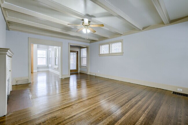 Building Photo - 115 S 38th St