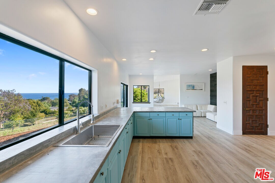 Foto principal - 6405 Sycamore Meadows Dr