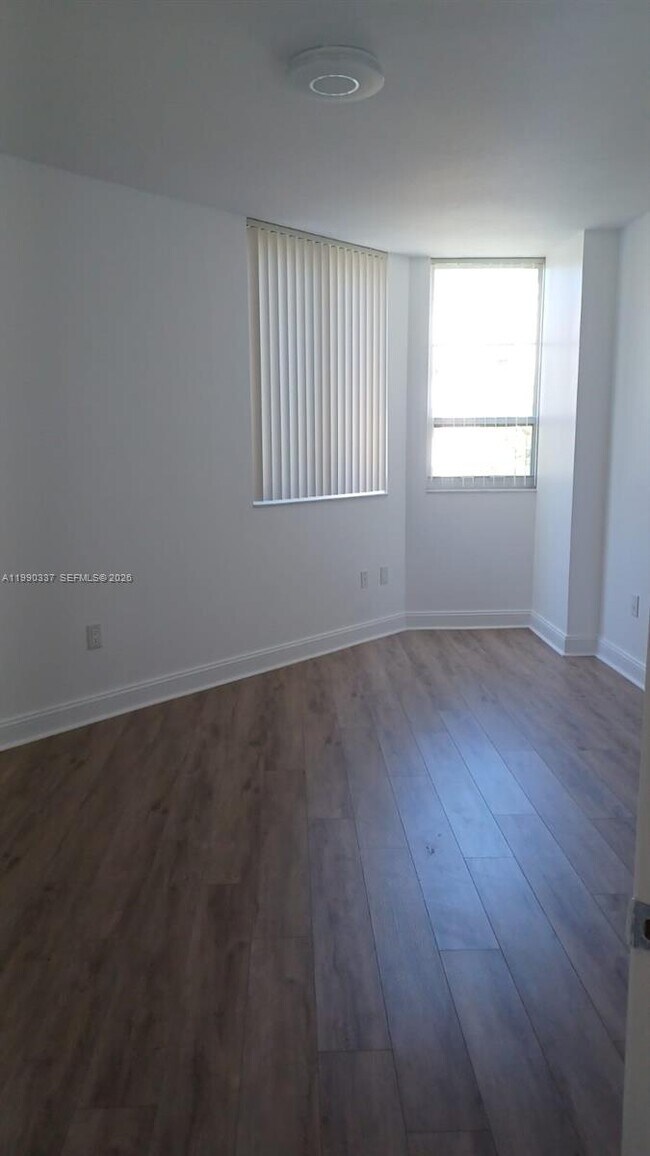 Foto del edificio - 510 NW 84th Ave