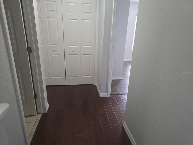 Building Photo - 240 Hardcastle Pl