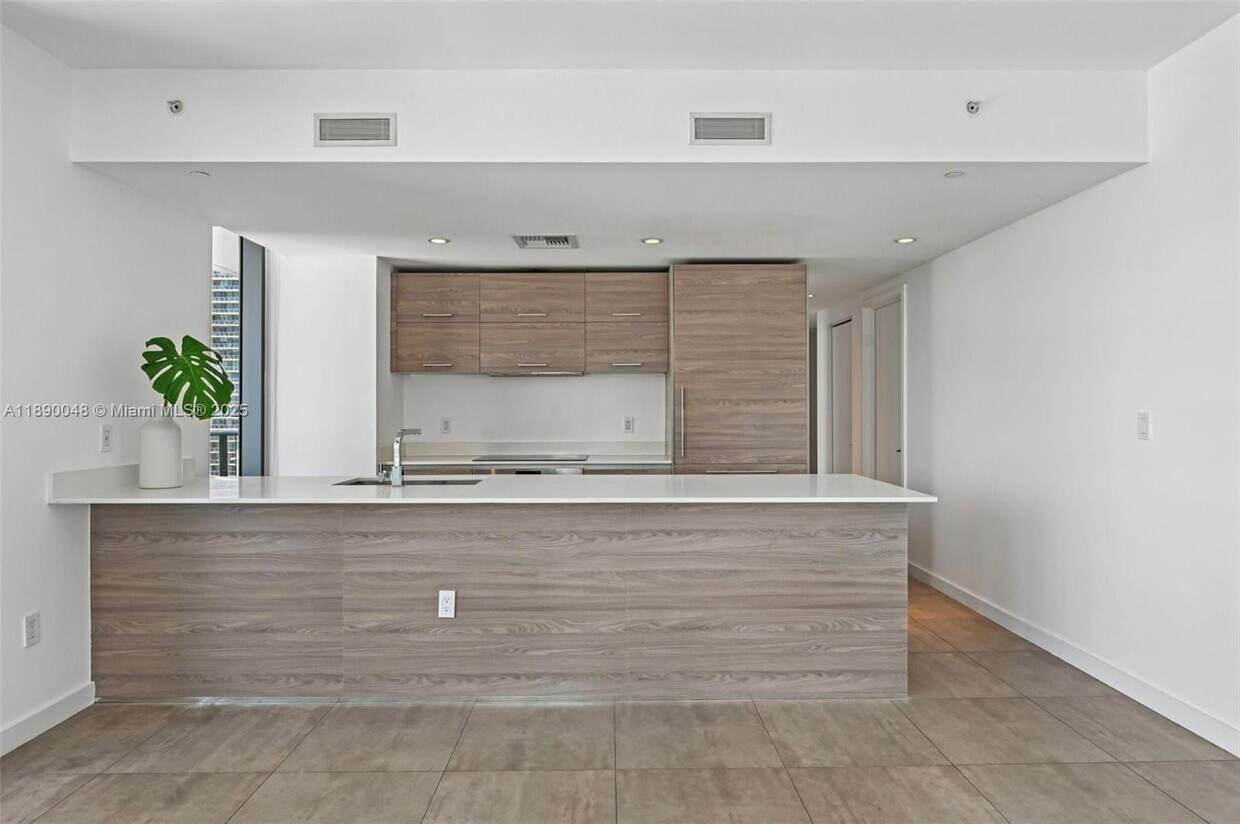 Photo - 1300 South Miami Avenue, Miami, FL 33130 - 3 BR 2.5 BA condo