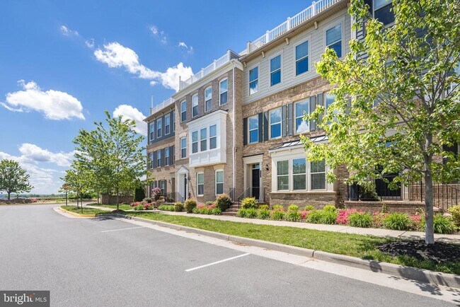 Foto del edificio - 1705 Cottonwood Grove Rd