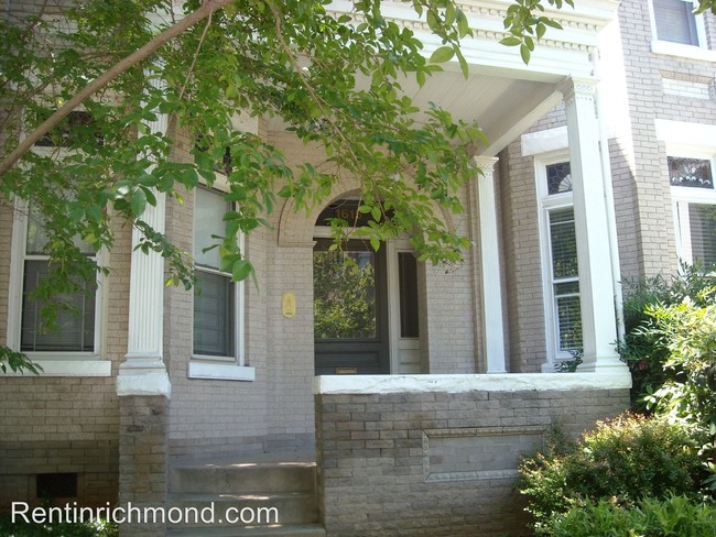 Building Photo - 1615 W Grace St