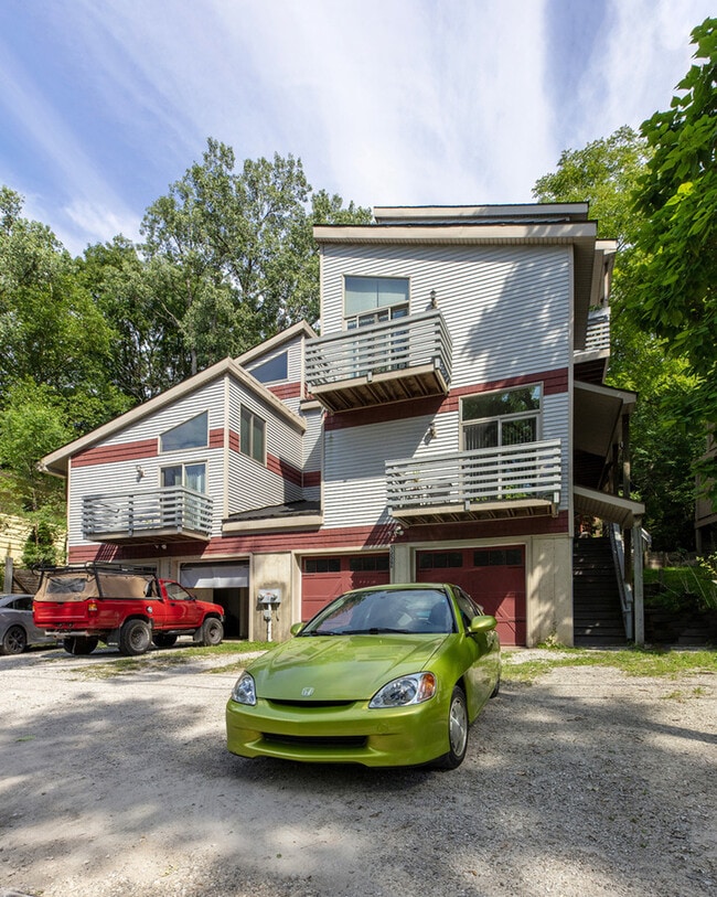 Photo - 1556a Jones Dr Apartment