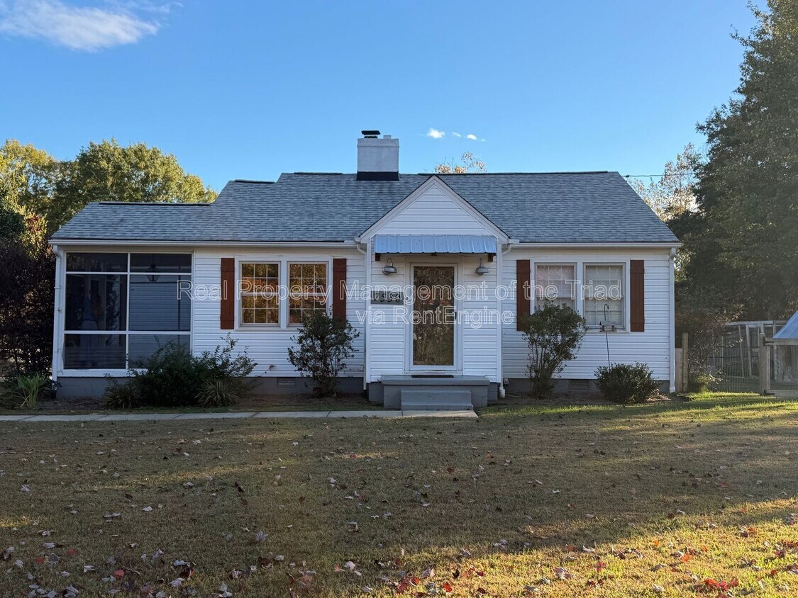 Photo - 7530 Shallowford Rd