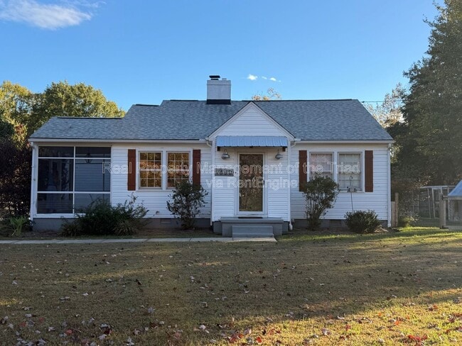 Photo - 7530 Shallowford Rd House