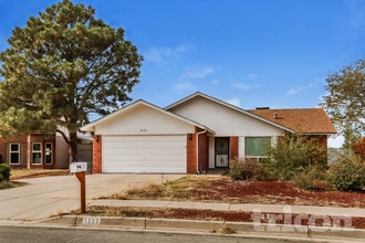 Building Photo - 1111 Granada Hills Ct NE