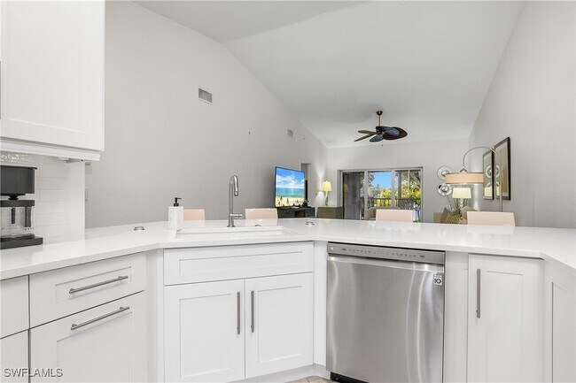 Foto del edificio - 853 Tanbark Dr
