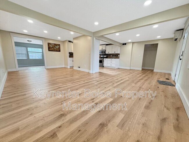 Foto del edificio - 7867 W Camas St