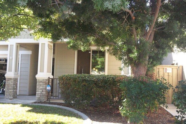 Building Photo - Crocker Ranch gated community