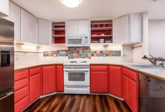 Foto del edificio - Cinnamon Ridge Condominiums - 2 bedrooms