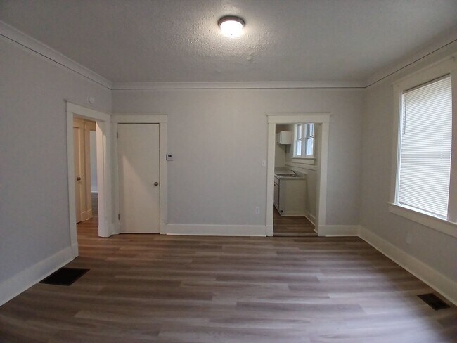 Foto del edificio - Newly Remolded 3-bedroom 1 bath home