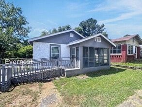 Building Photo - 317 5th Way