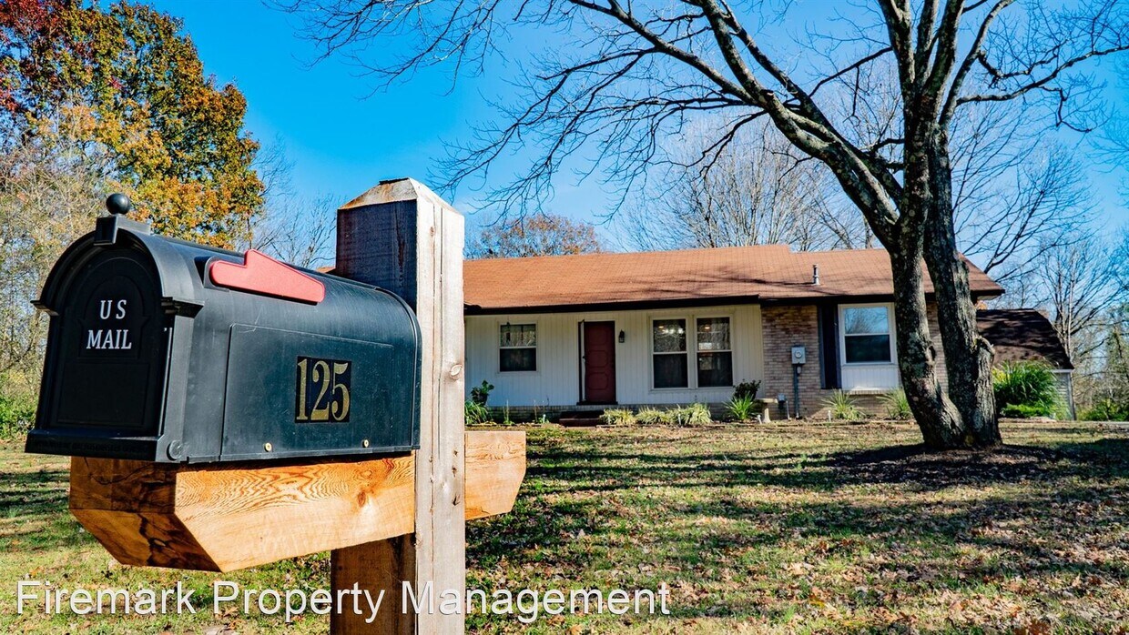 Primary Photo - 3 br, 2 bath House - 125 Creekwood Drive