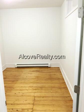 Photo - 254 Windsor St Apartment