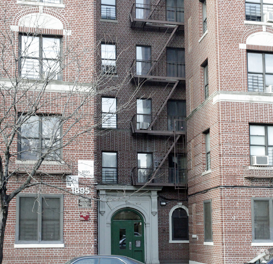 Foto del edificio - 1895 Dr Martin Luther King Jr Blvd