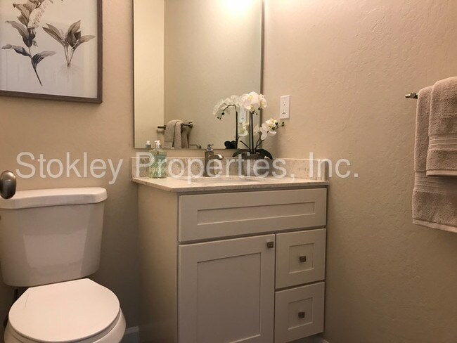 Foto del edificio - 2701 Lincoln Ln