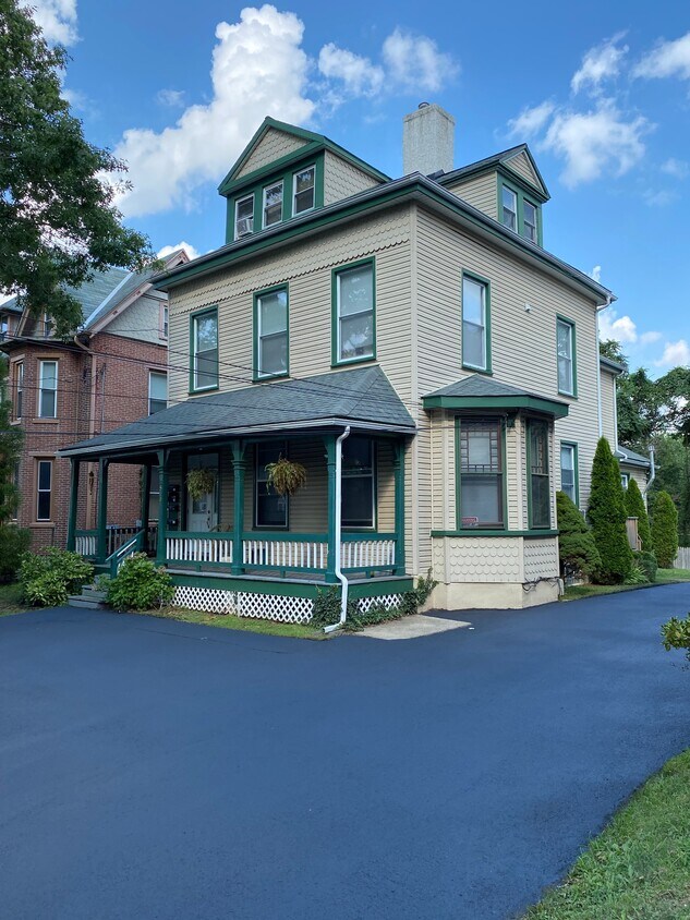 519 S Orange St, Media, PA 19063 House Rental in Media, PA