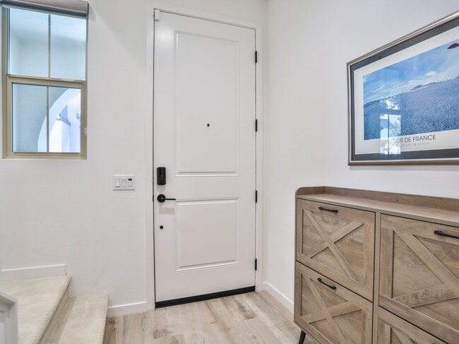 Foto del edificio - 224 Babson Ct