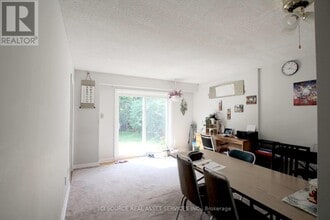 Building Photo - 22 Rollingwood Dr