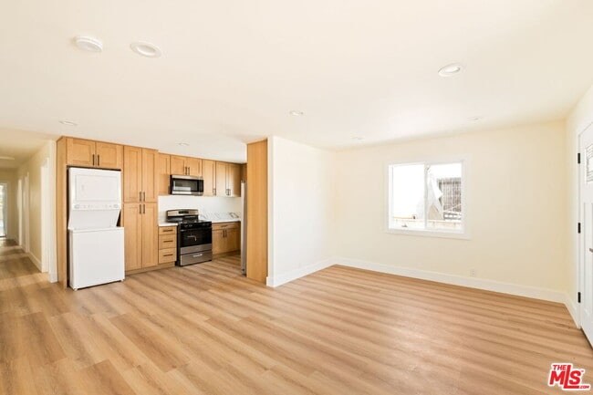 Foto del edificio - 340 S Ave 56