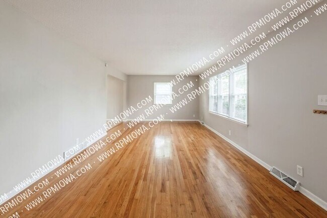 Foto del edificio - 4001 E Tiffin Ave